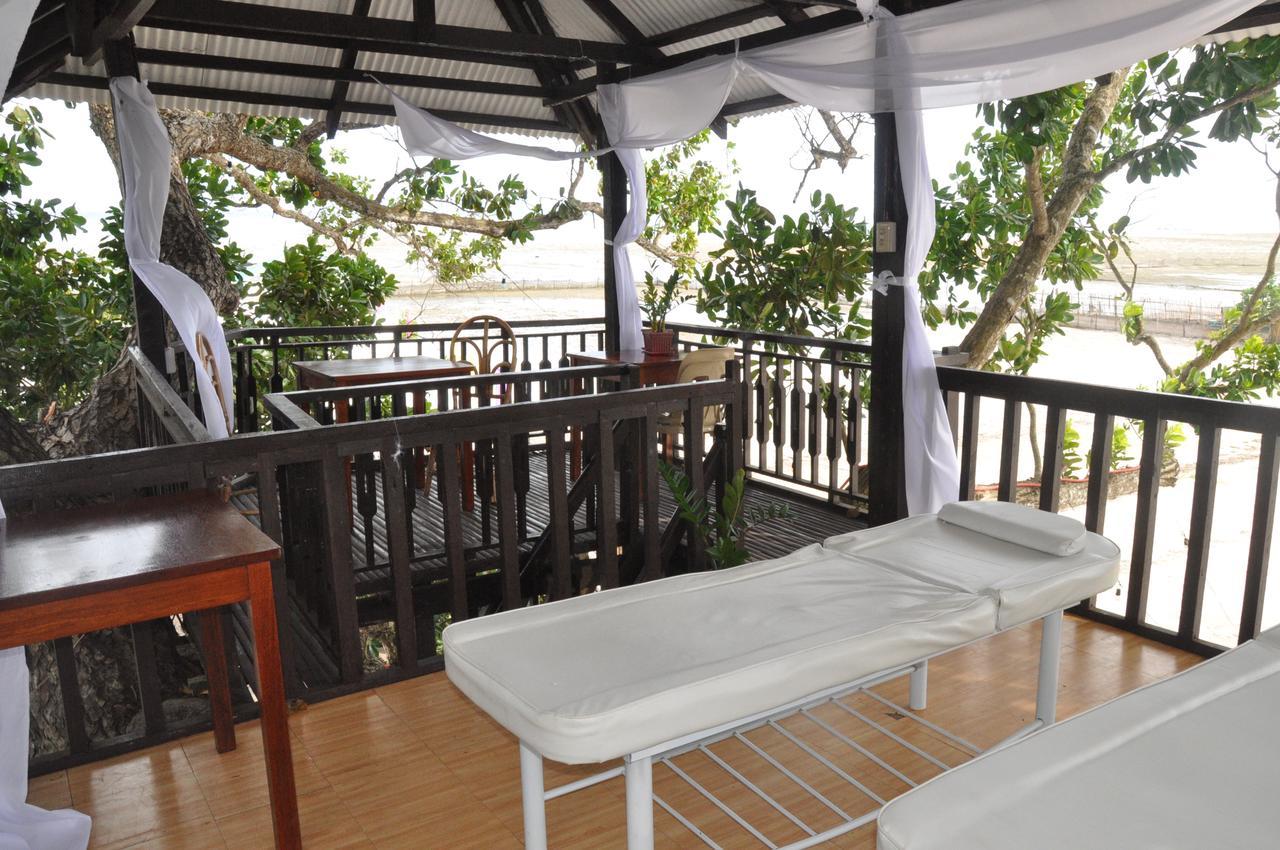 Palawan Seaview Resort Puerto Princesa Ngoại thất bức ảnh