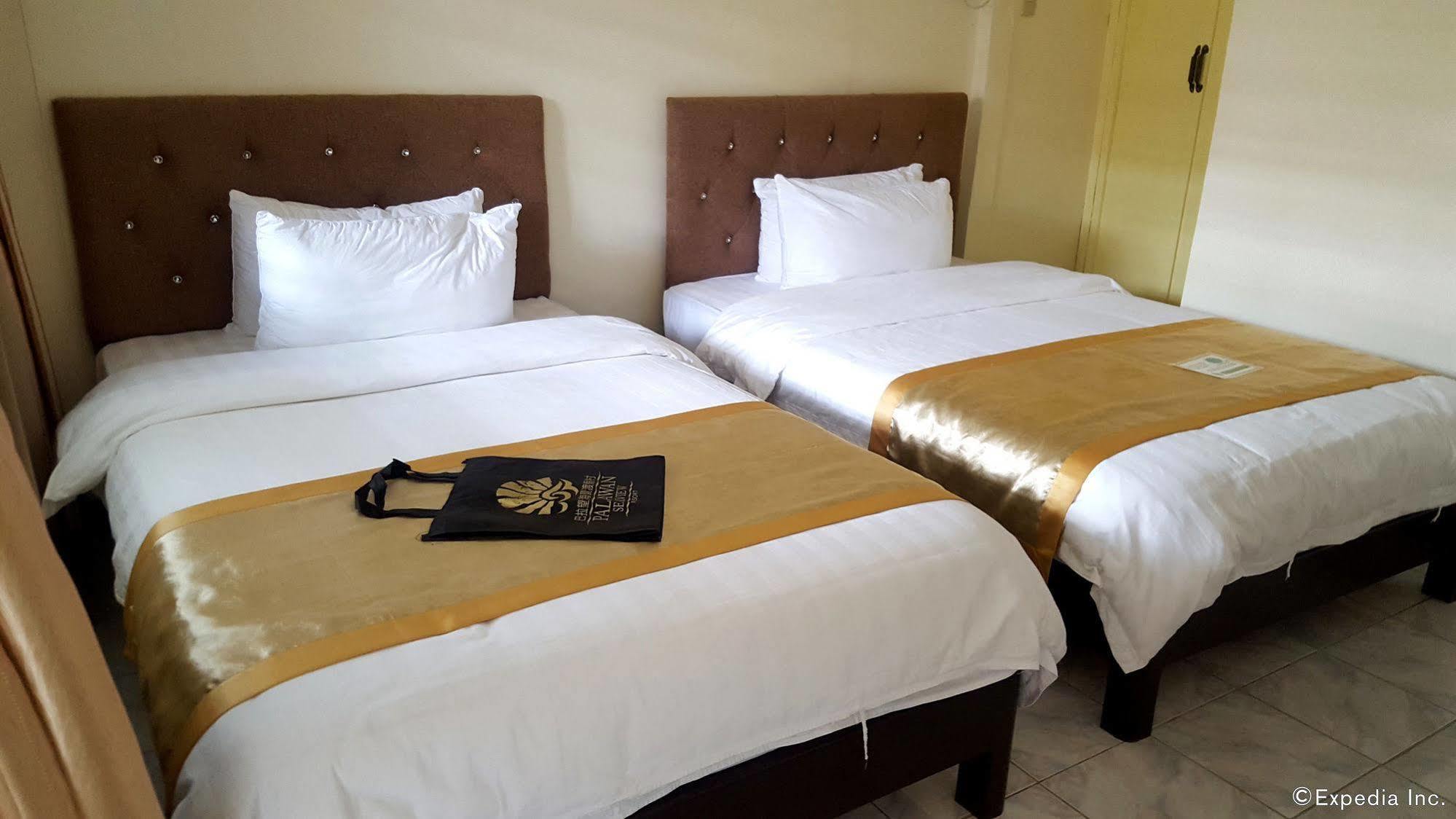 Palawan Seaview Resort Puerto Princesa Ngoại thất bức ảnh